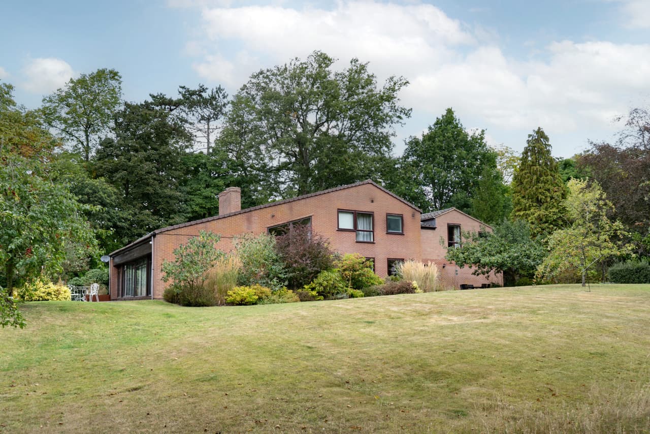 Denehurst Close, Barnt Green, Birmingham, Birmingham, B45 8HR