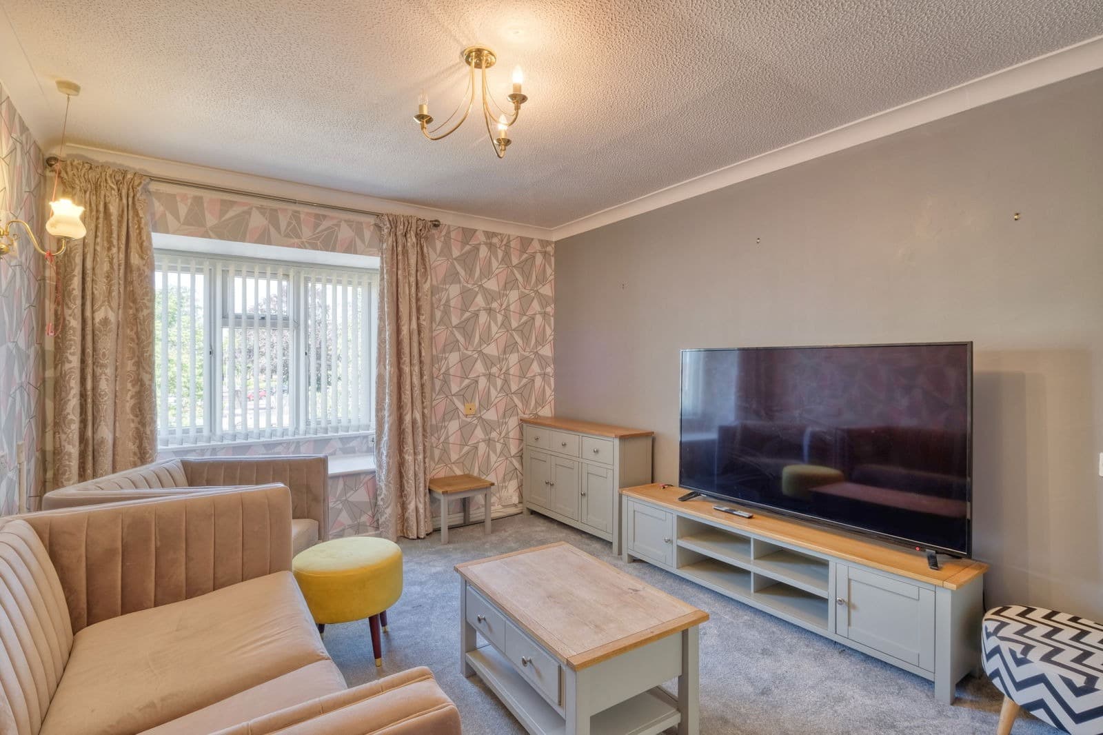 Flat 35, St. James Court, Bromsgrove, 30 The Strand, B61 8AB