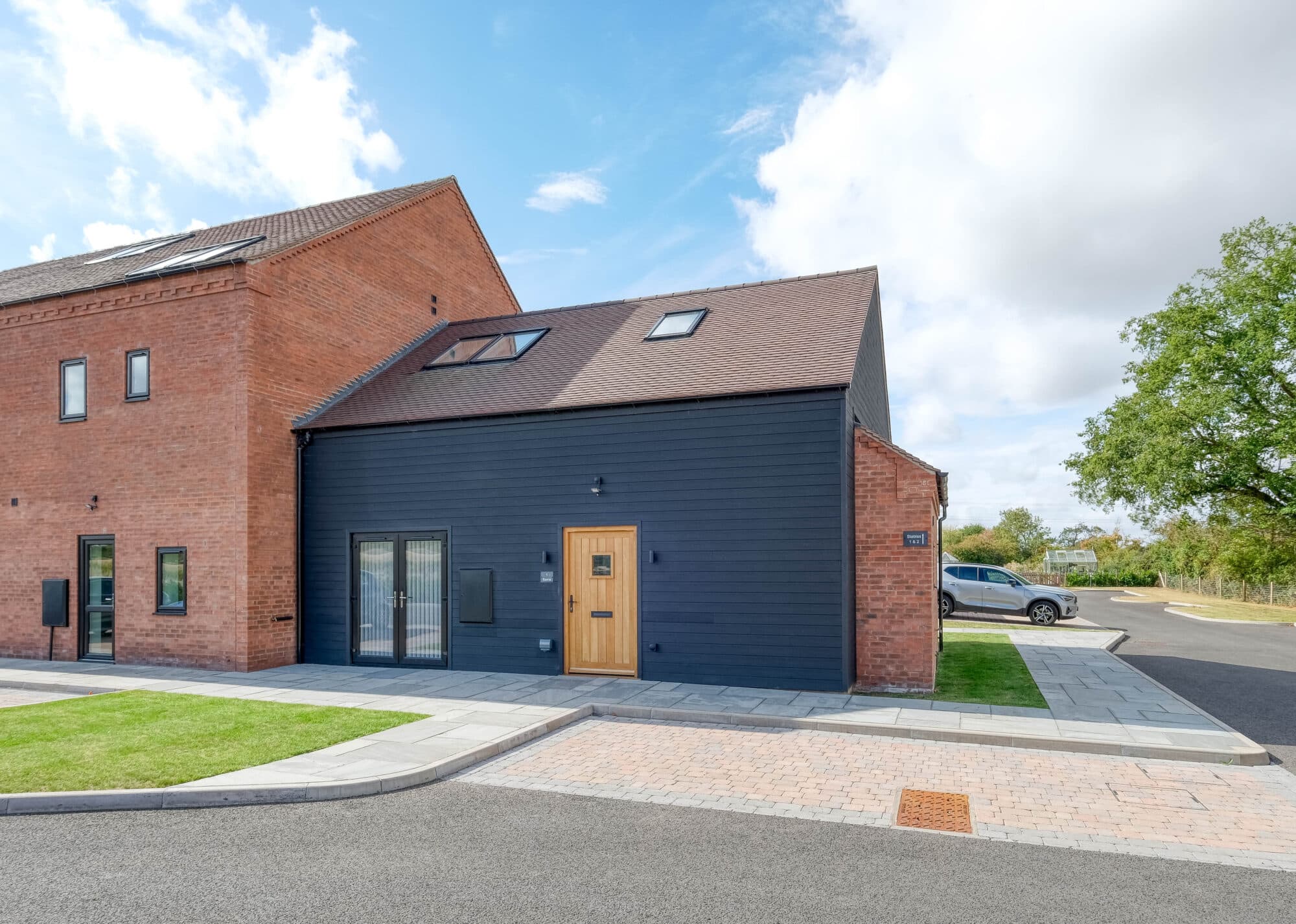 Lion & Lamb Barns Droitwich Road, Bradley Green, Redditch, Redditch, B96 6RP