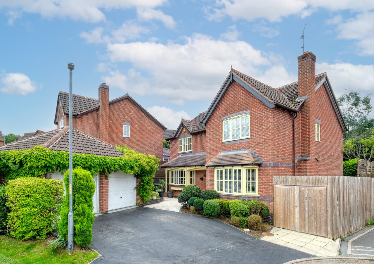 Woodbury Close, Callow Hill, Redditch, Redditch, B97 5YQ