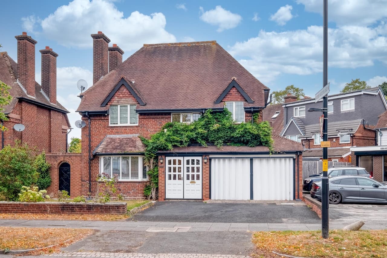 Robin Hood Lane, Birmingham, Birmingham, B28 0LJ