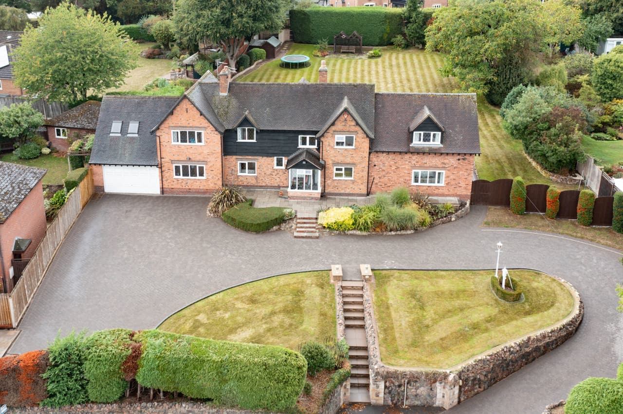 Swan Street, Alvechurch, Birmingham, Birmingham, B48 7RP