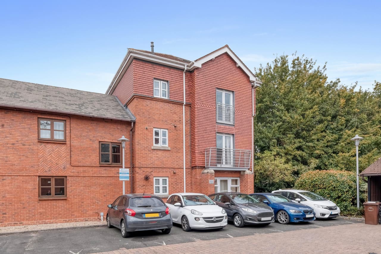 Old Hall Gardens, Shirley, Solihull, Solihull, B90 4NN