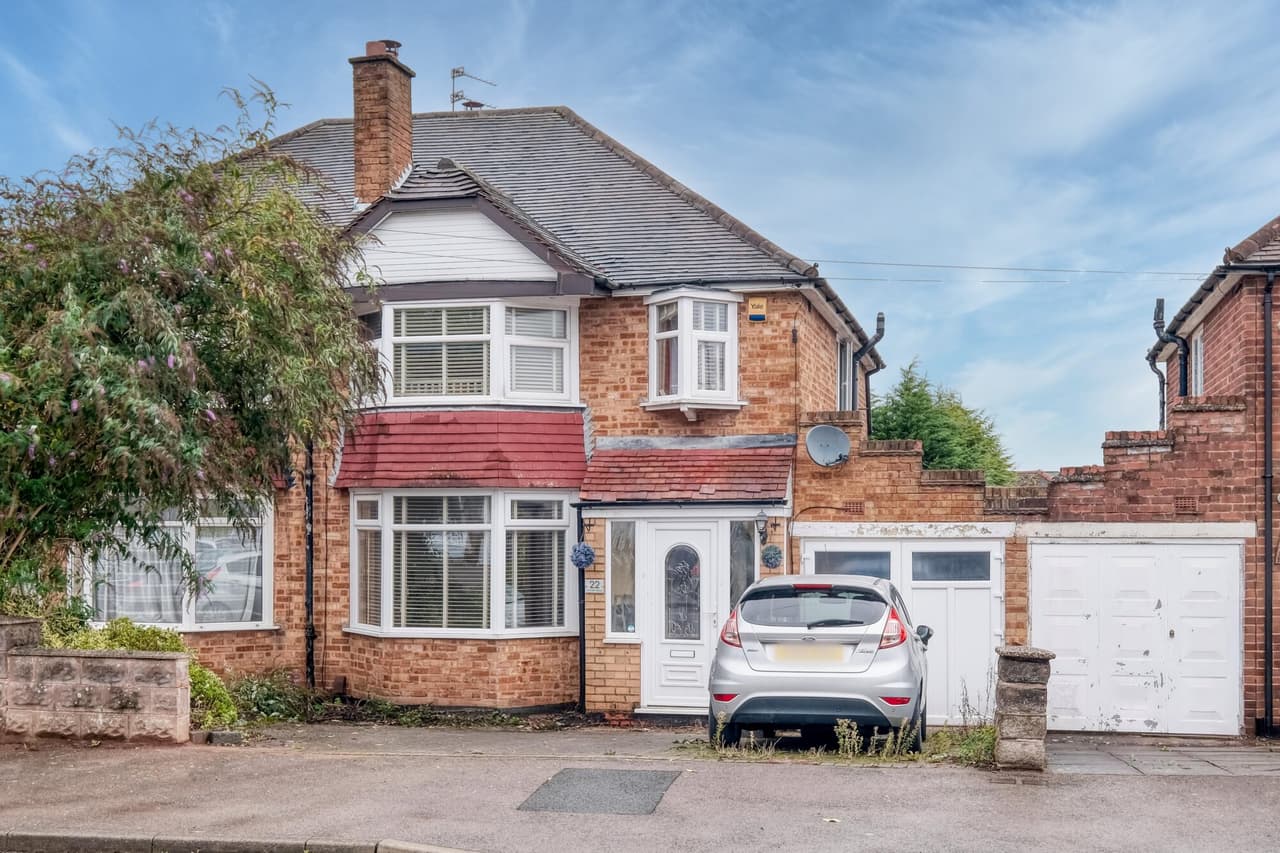 Loynells Road, Rednal, Birmingham, Birmingham, B45 9NP