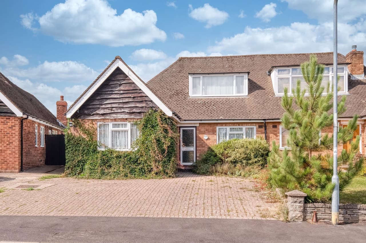 Meadow Road, Wythall, Birmingham, Birmingham, B47 6EQ