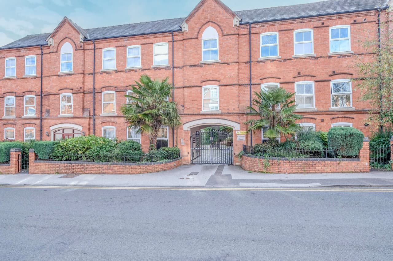 Crescent House Mount Pleasant, Redditch, Redditch, B97 4JT