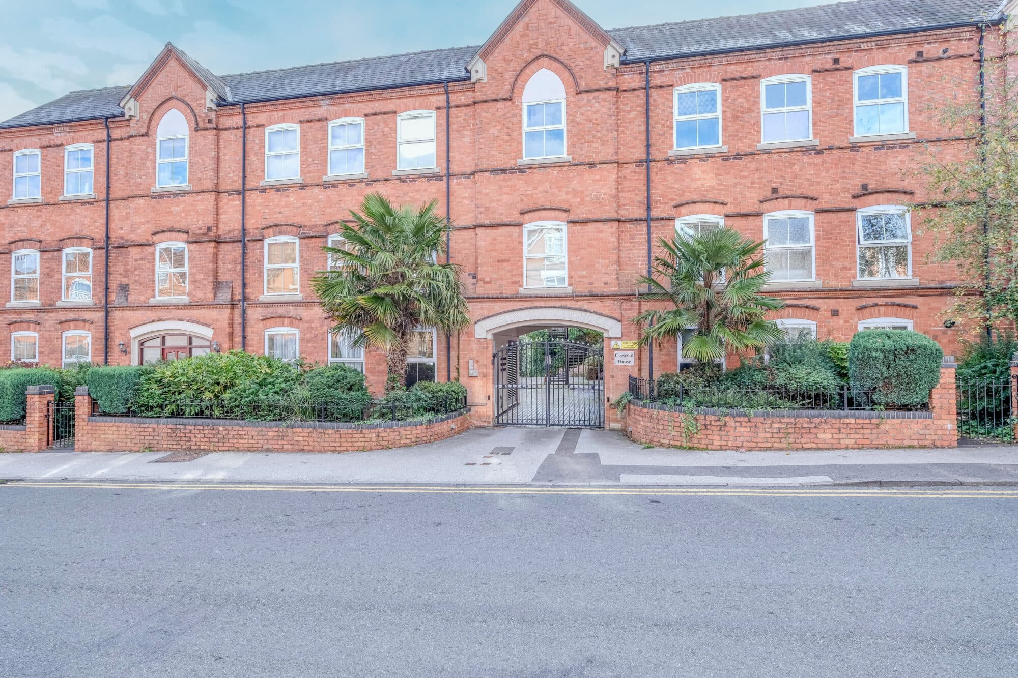 Crescent House Mount Pleasant, Redditch, Redditch, B97 4JT