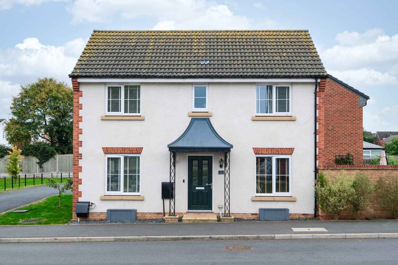 Suffolk Way, Fernhill Heath, Worcester, Worcester, WR3 7RJ