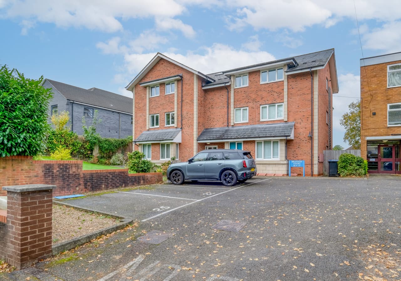 Apartment 22, Brandon Court, Birmingham, 190 West Heath Road, B31 3HB