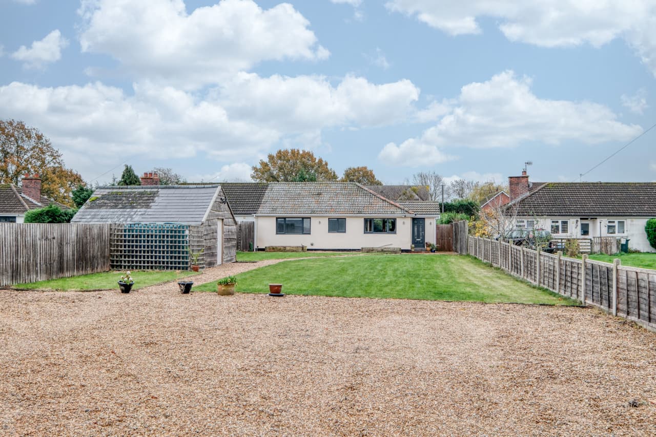 Bungalow Sinton Green, Hallow, Worcester, Worcester, WR2 6NP