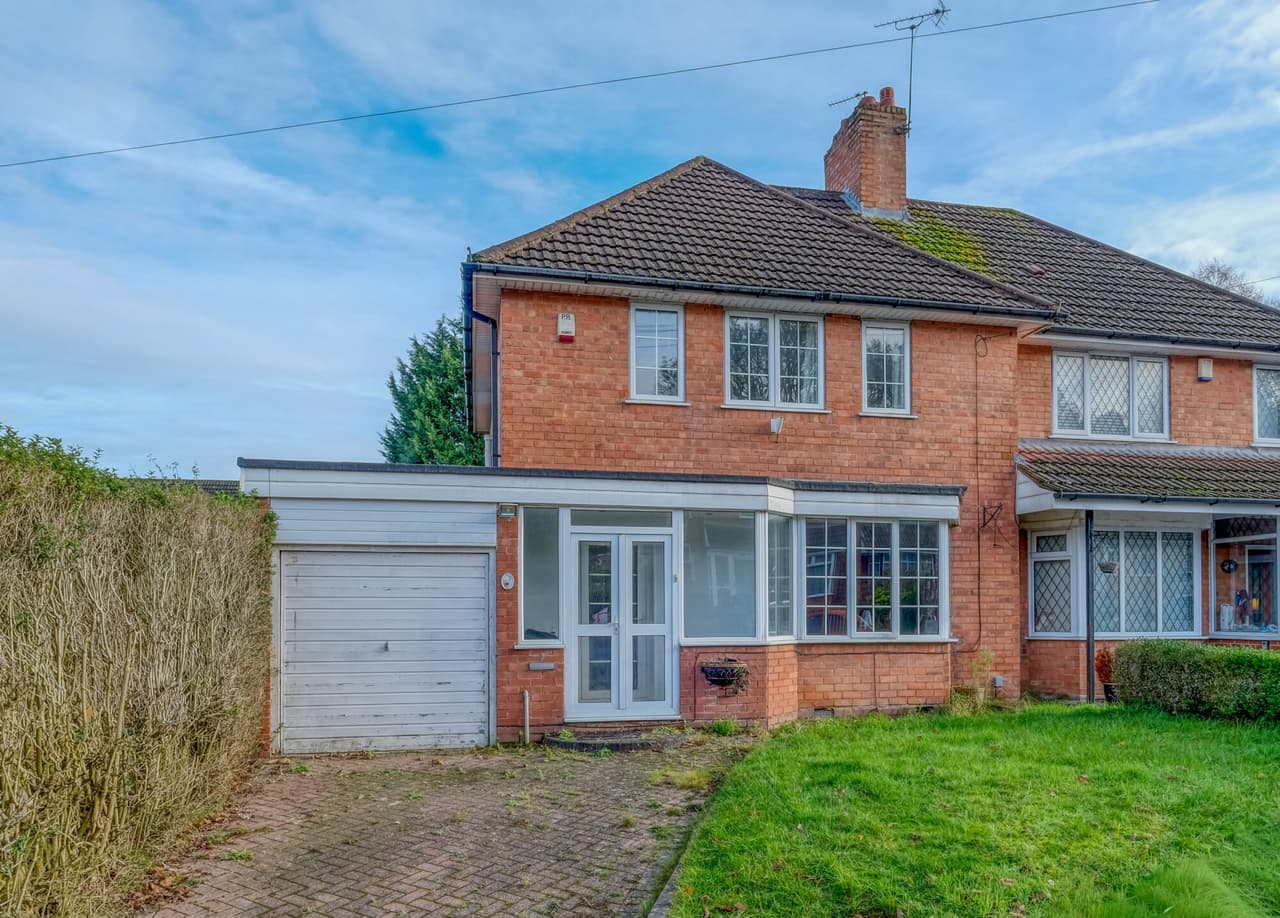 Hazel Road, Rednal, Birmingham, Birmingham, B45 9DT