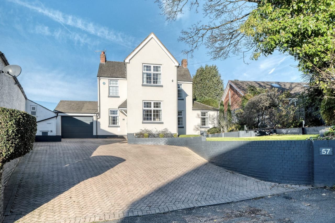 Lickey Rock, Marlbrook, Bromsgrove, Bromsgrove, B60 1HF