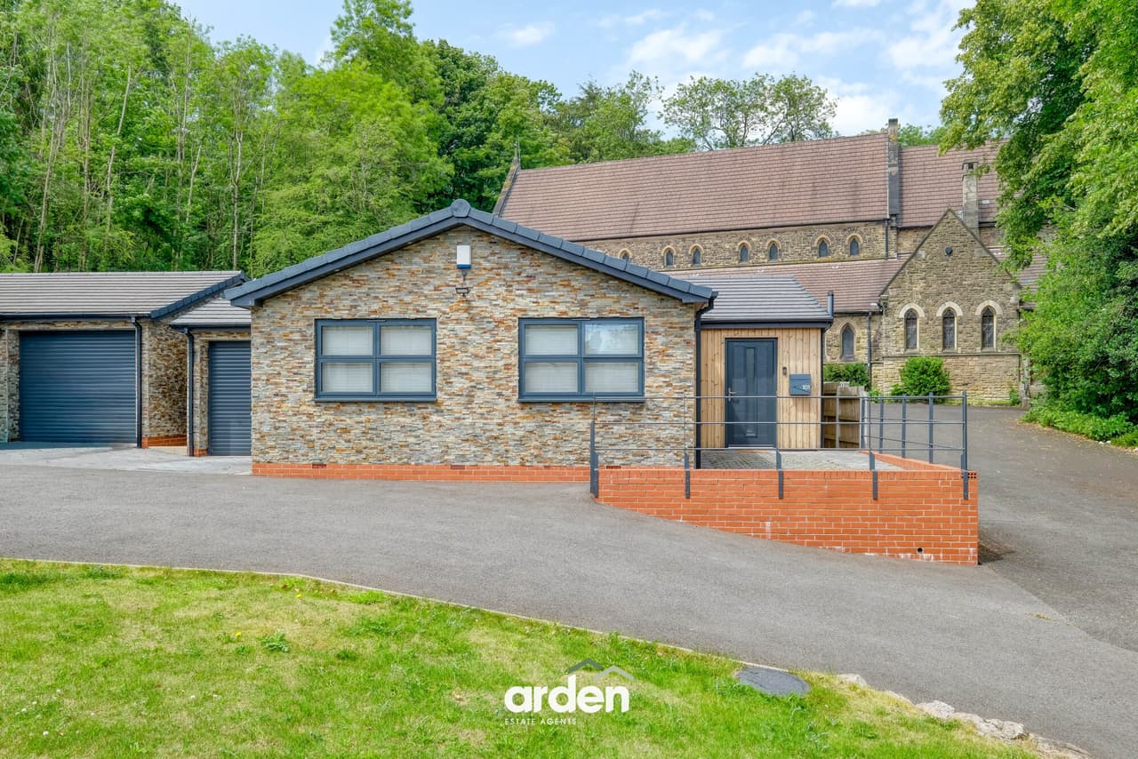 Gorge Road, Bilston, Bilston, WV14 9RH