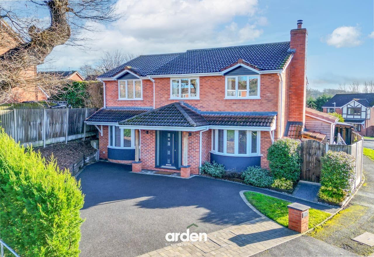 Hunt End Lane, Redditch, Redditch, B97 5UW