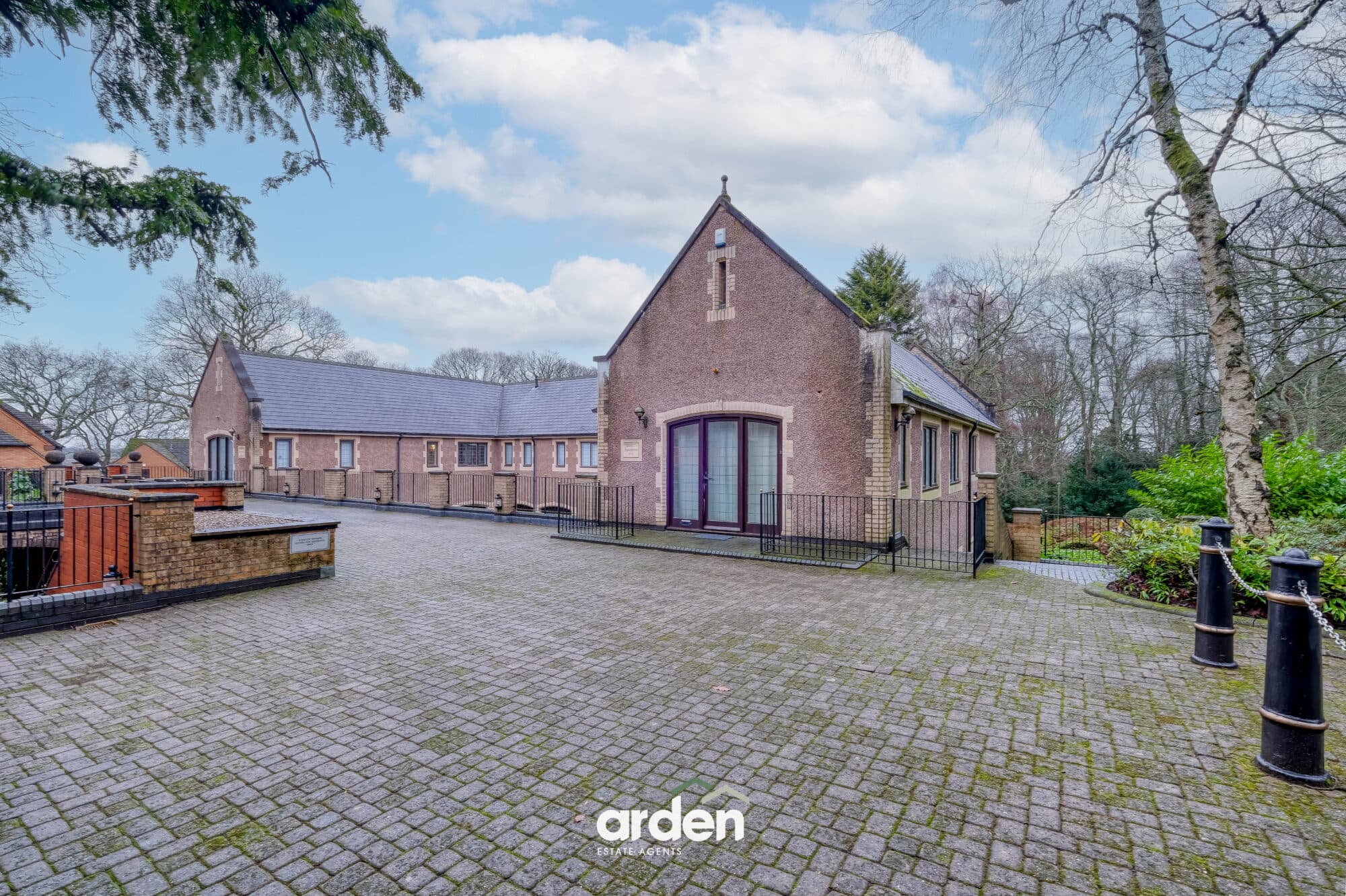 Flat 9, Holmwood House, Redditch, 6 Purshall Close, B97 4PD