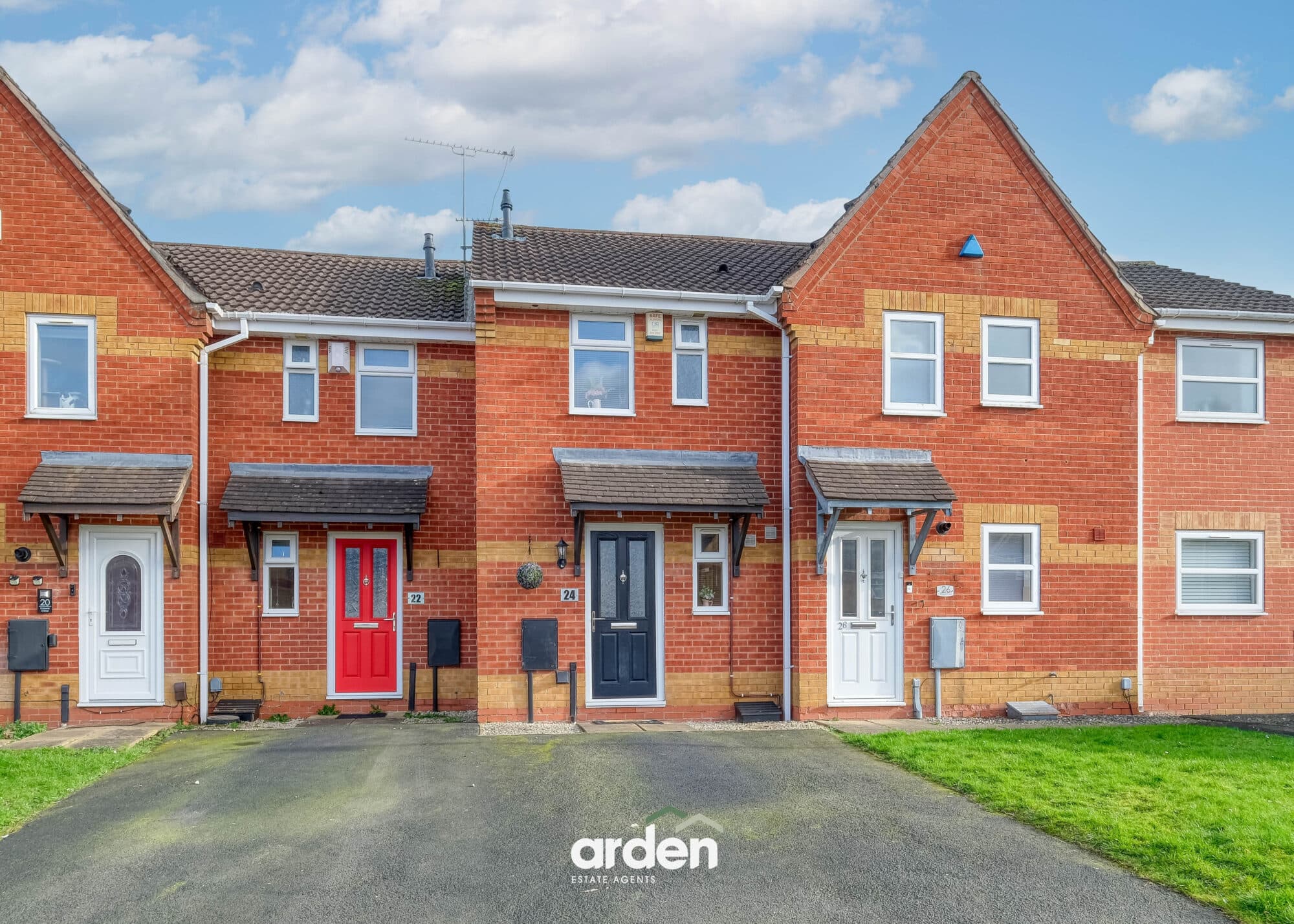 Knowle Close, Rednal, Birmingham, Birmingham, B45 8XU