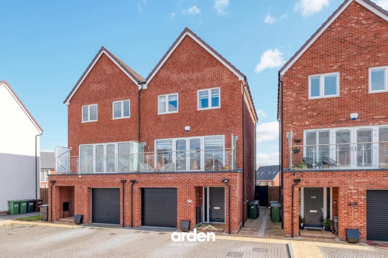 Groveley Lane, Cofton Hackett, Birmingham, Birmingham, B45 8UQ