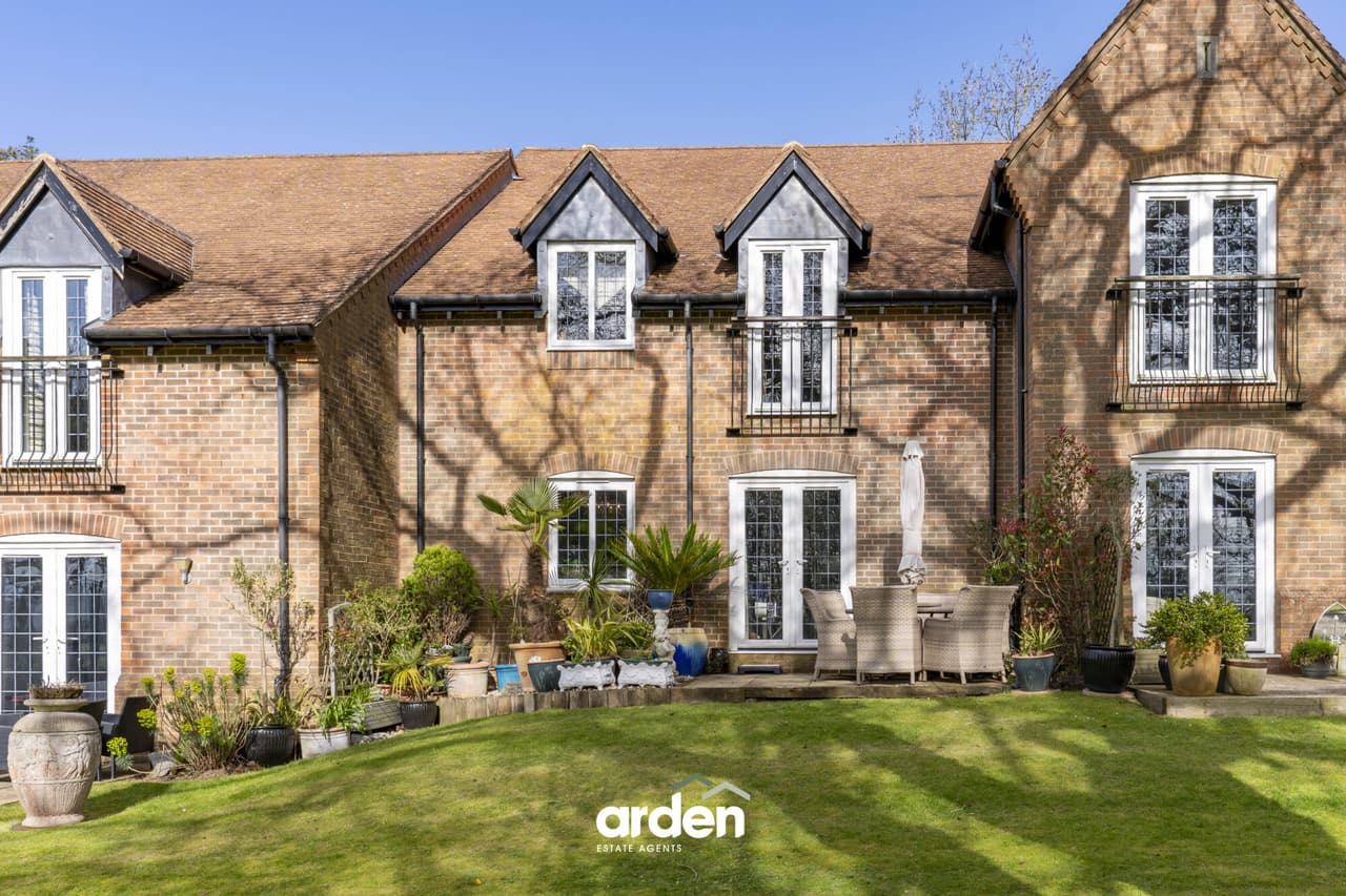 Flat 12, Forhill Court Lea End Lane, Birmingham, Birmingham, B38 9EA