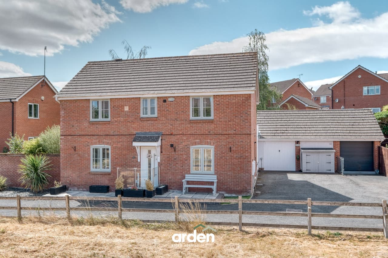 Pink Green Lane, Redditch, Redditch, B97 6GU