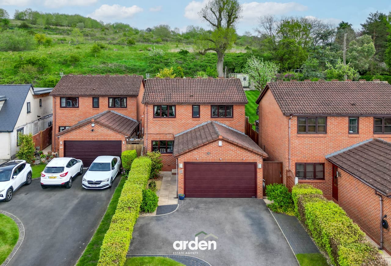 Marlbrook Lane, Marlbrook, Bromsgrove, Bromsgrove, B60 1HN