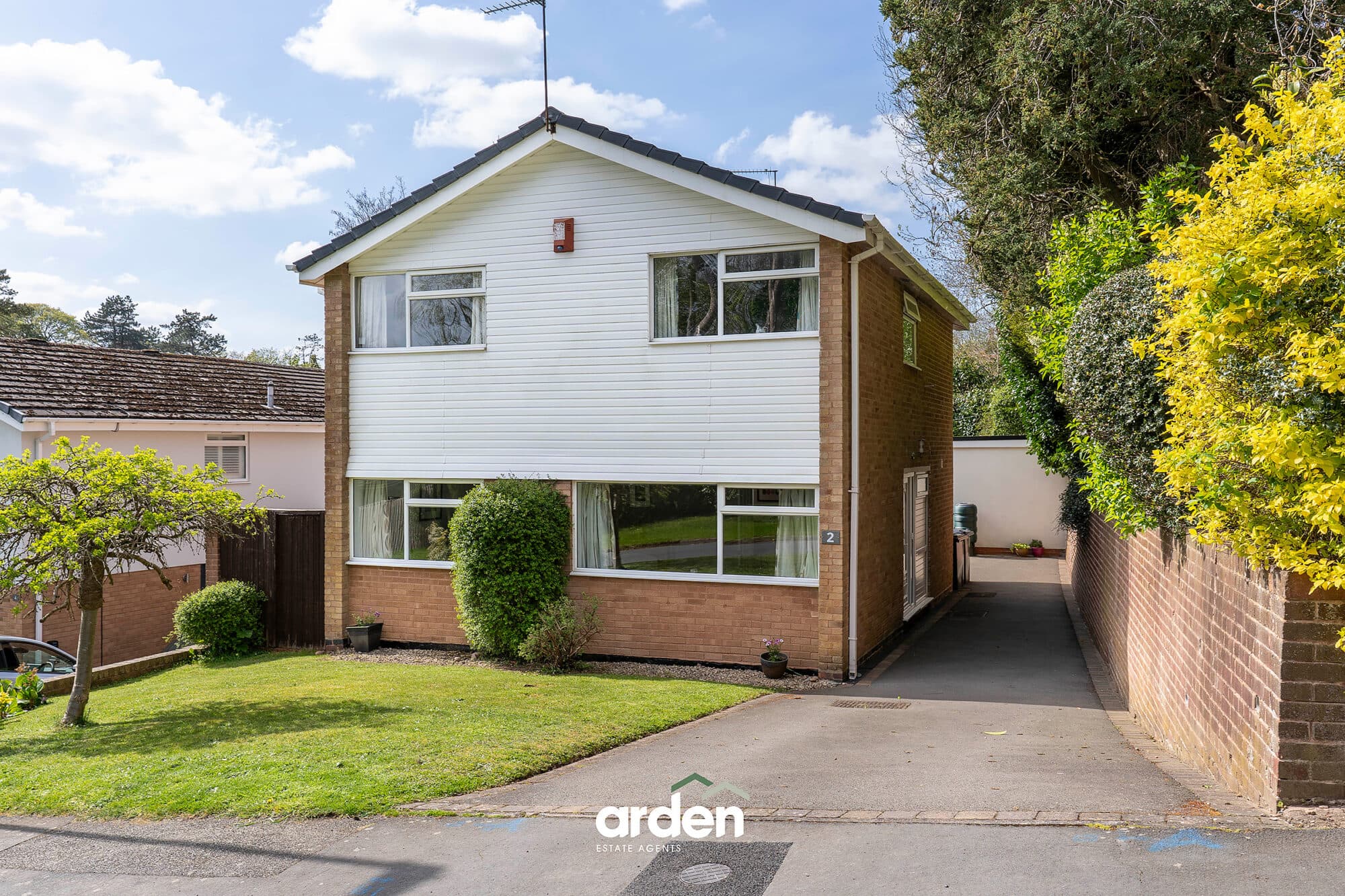 Woodshill Avenue, Lickey, Birmingham, Birmingham, B45 8HD