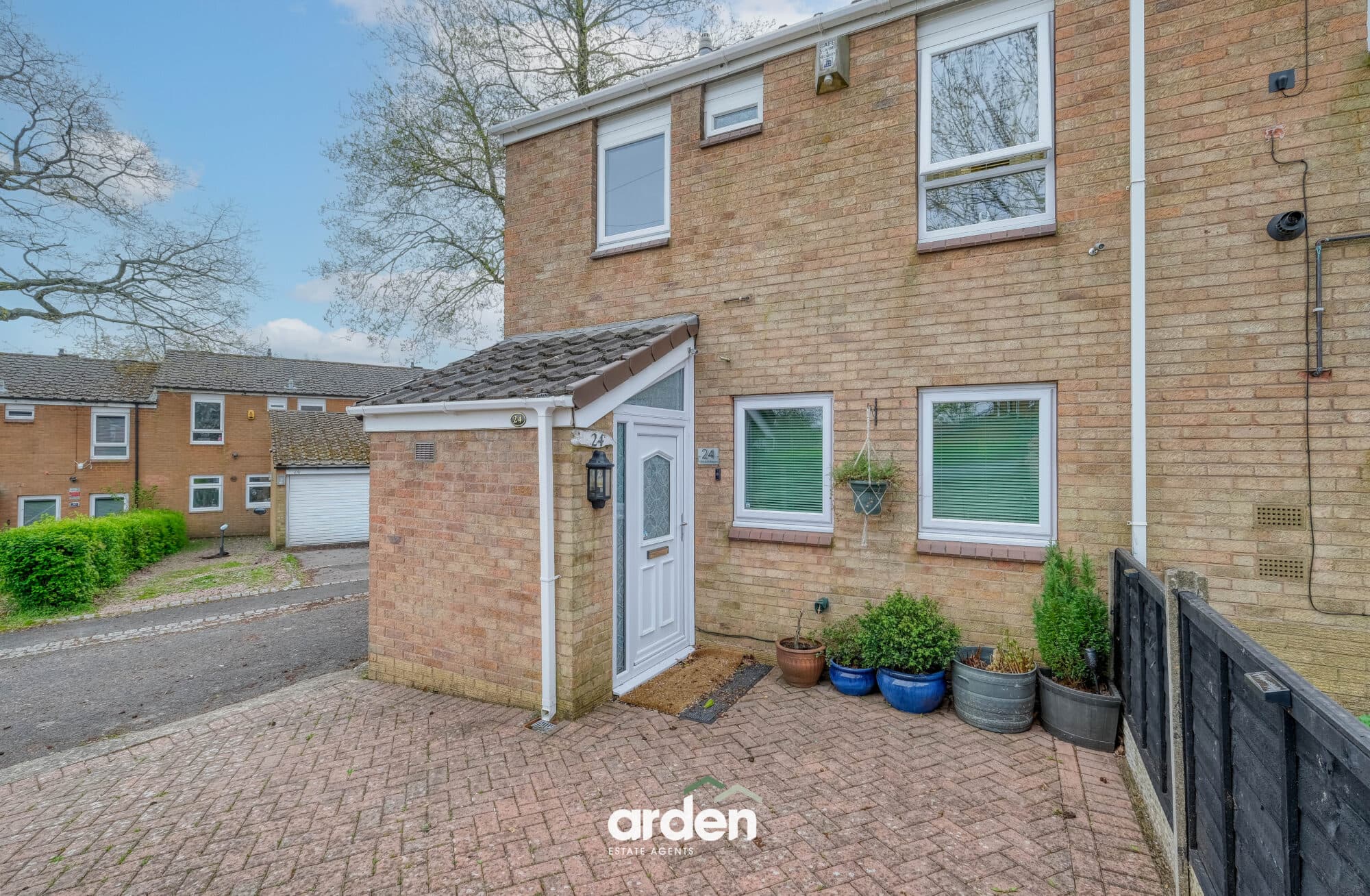 Dartmoor Close, Rednal, Birmingham, Birmingham, B45 0DQ