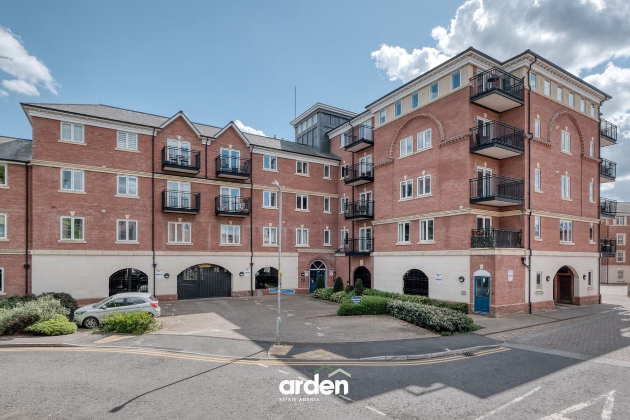 Apartment 24, St. Peters Court, Worcester, 2 St. Peters Street, WR1 2PJ