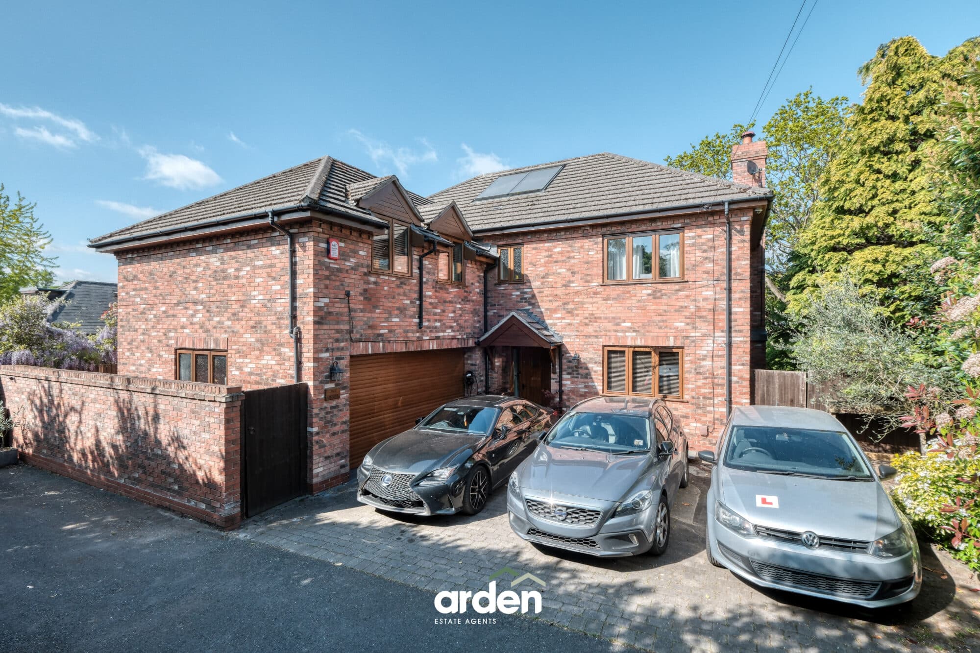 Oak House Red Hill Lane, Worcester, Worcester, WR5 2JL