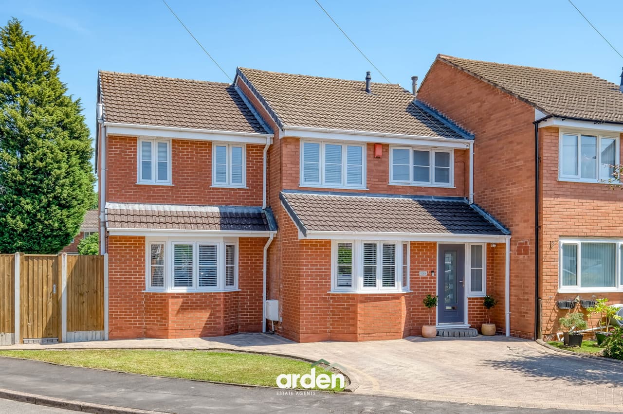 Clent View Road, Birmingham, Birmingham, B32 4LX