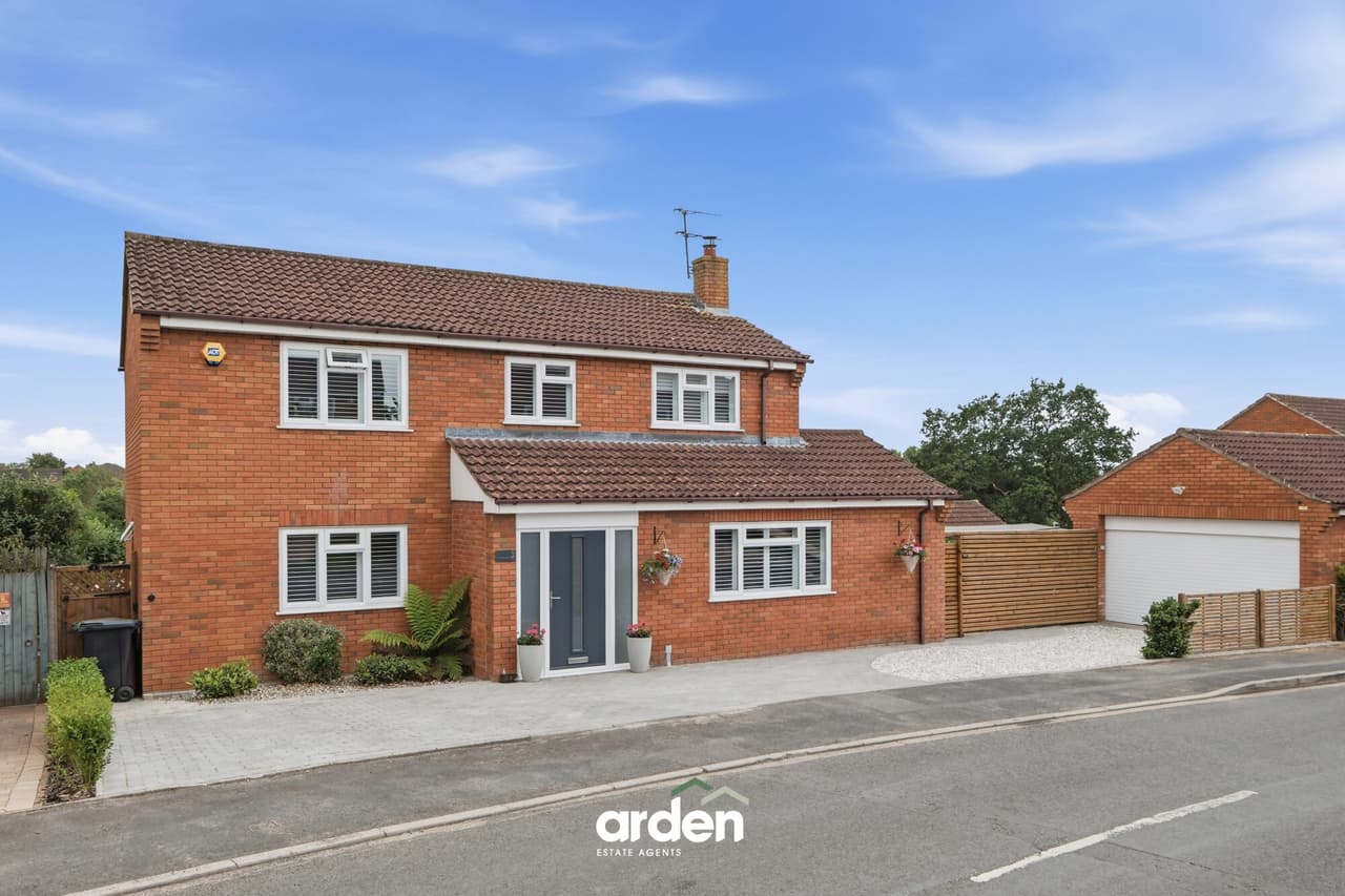 Battenhall Rise, Worcester, Worcester, WR5 2DE