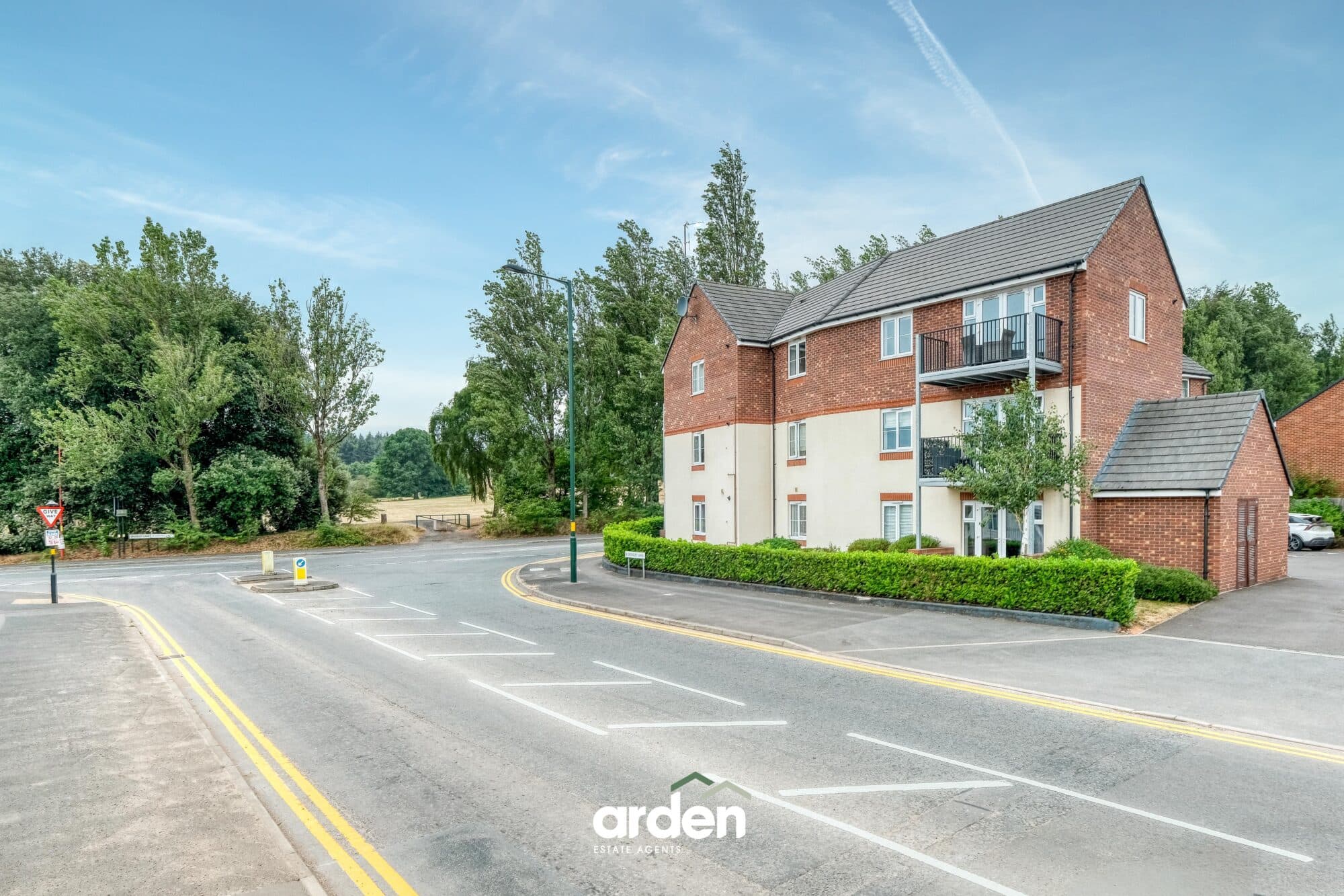 Apartment 1, Stirling House, Birmingham, 387 Groveley Lane, B31 2GR