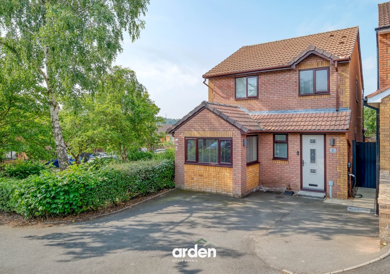 Foxglove Way, Lickey End, Bromsgrove, Bromsgrove, B60 1GQ