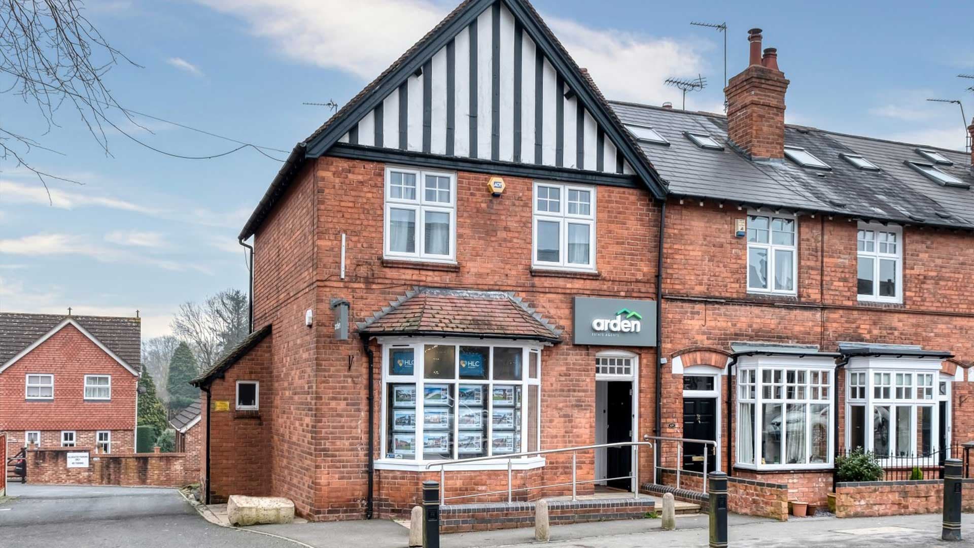 Hewell Road, Barnt Green, Birmingham, B45 8NL