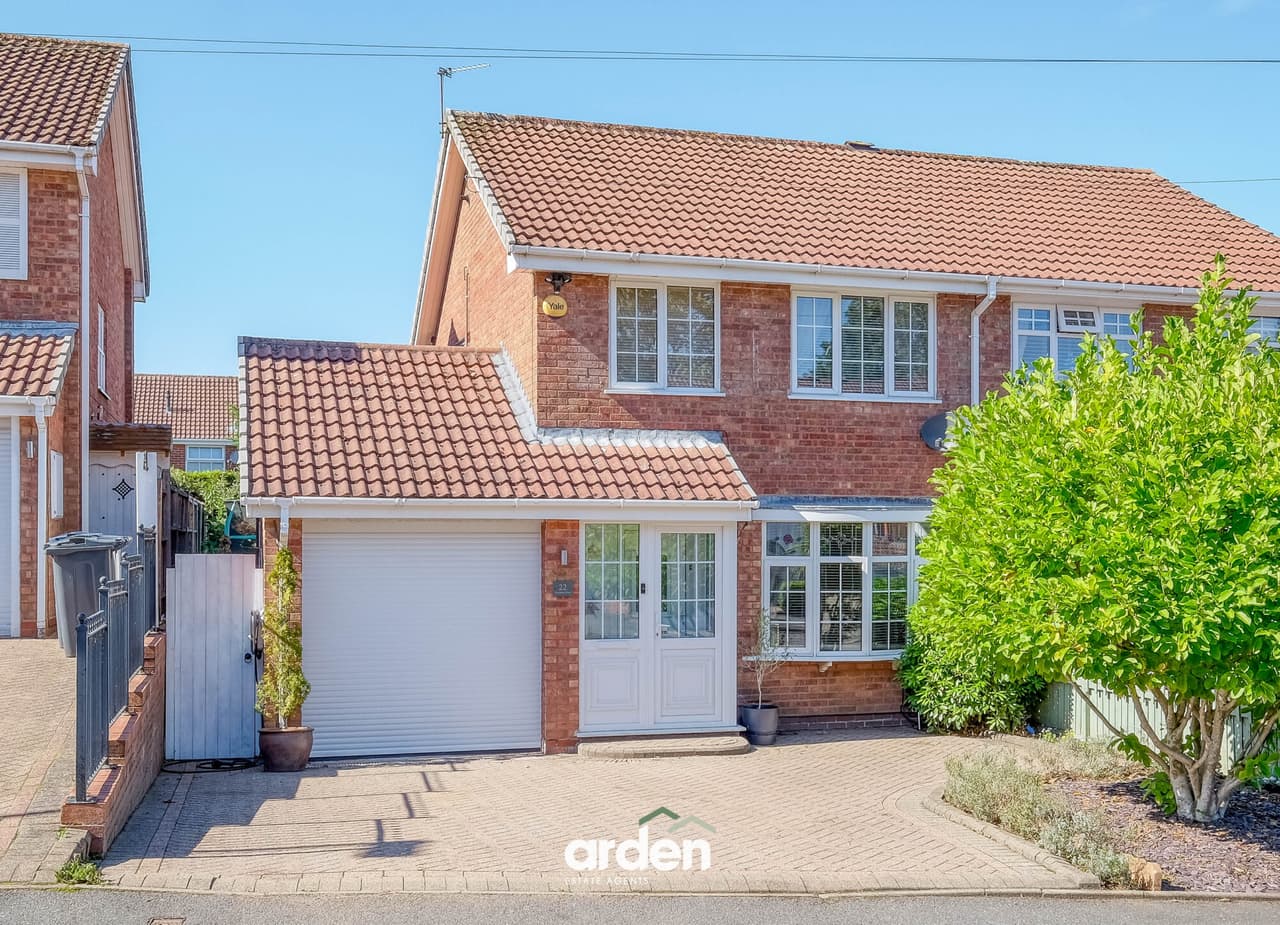 Woodham Close, Rednal, B45