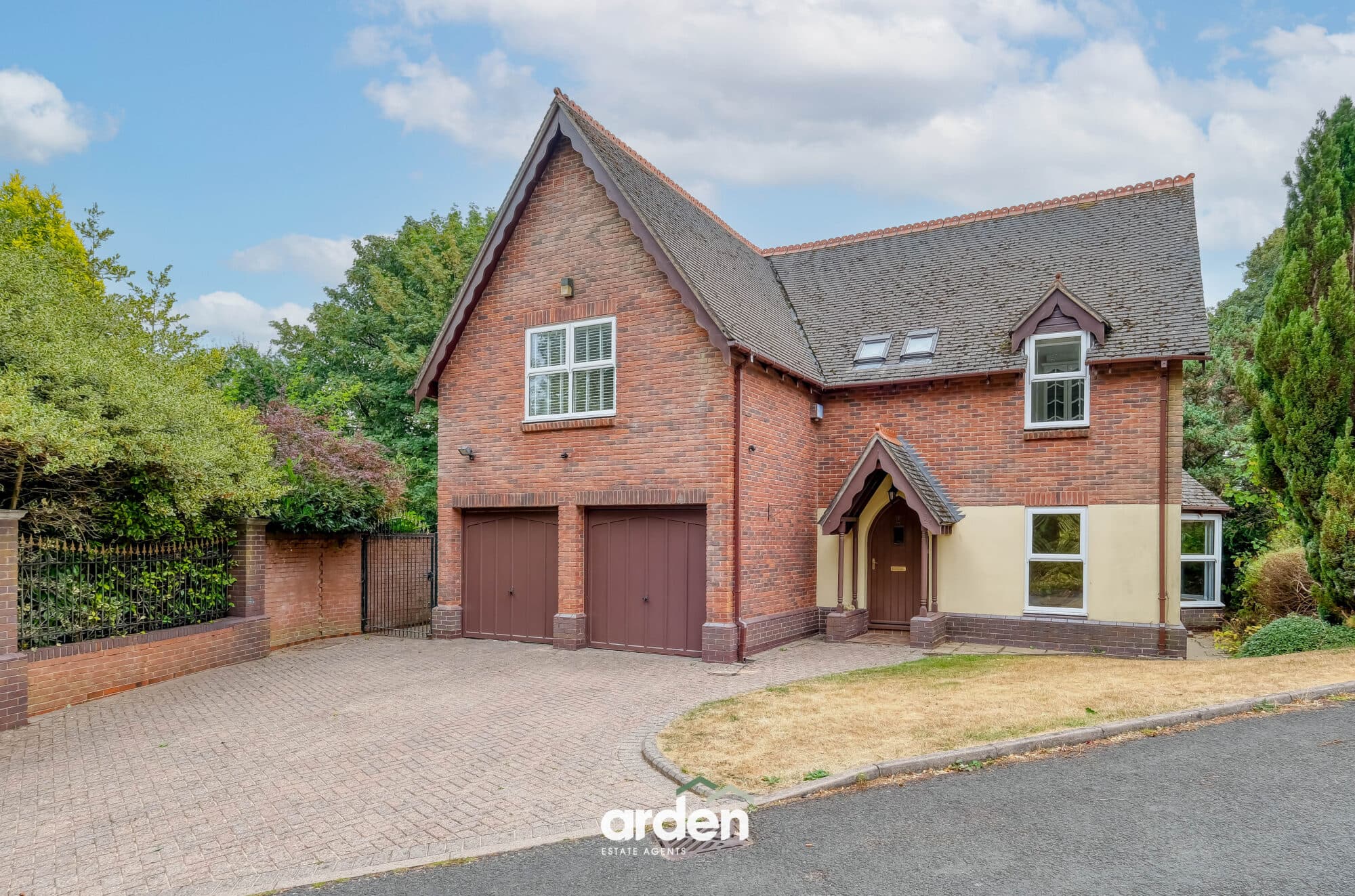 St. Johns Wood, Rednal, Birmingham, Birmingham, B45 8DL