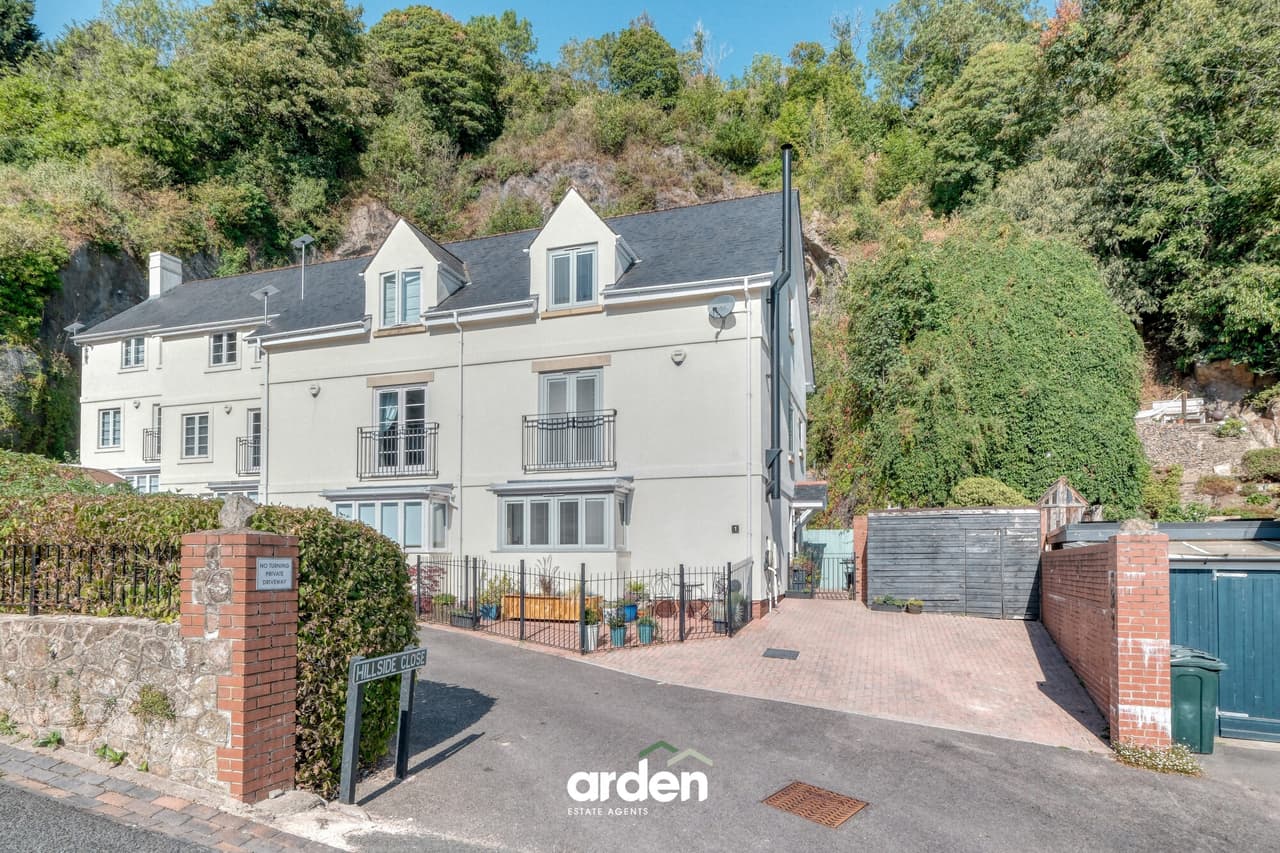 Hillside Close, Malvern, Malvern, WR14 4EU