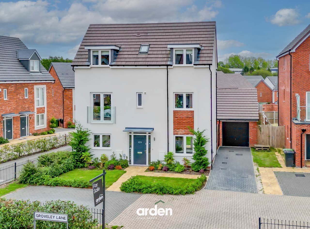 Groveley Lane, Cofton Hackett, B45