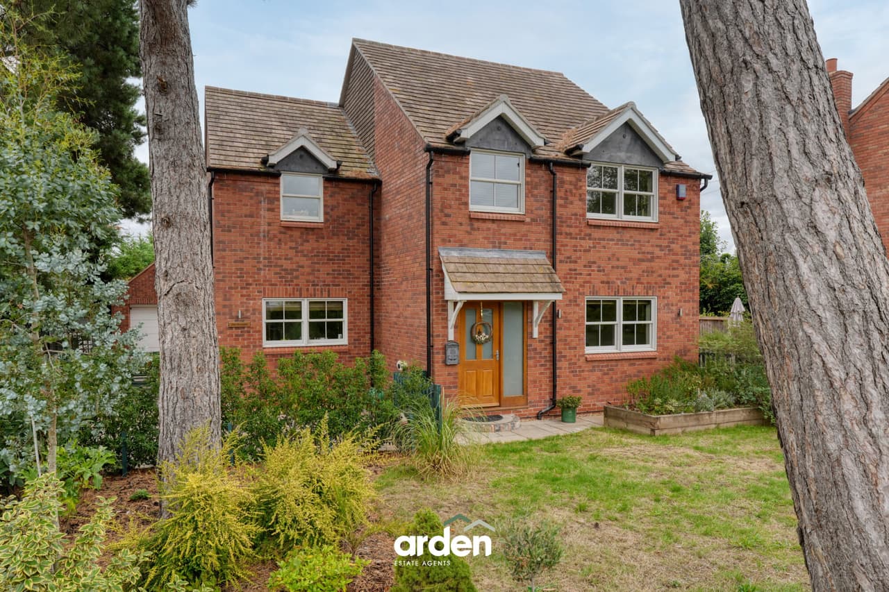 Hatfield Lane, Norton, WR5