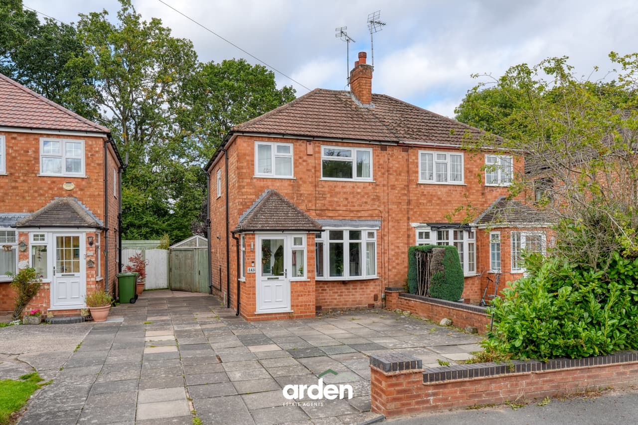 Chamberlain Crescent, Shirley, B90
