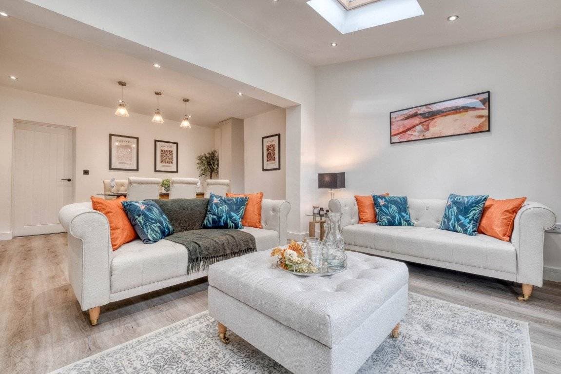 How Home Staging in a Slow Market Can Help You Sell Your Property Quicker