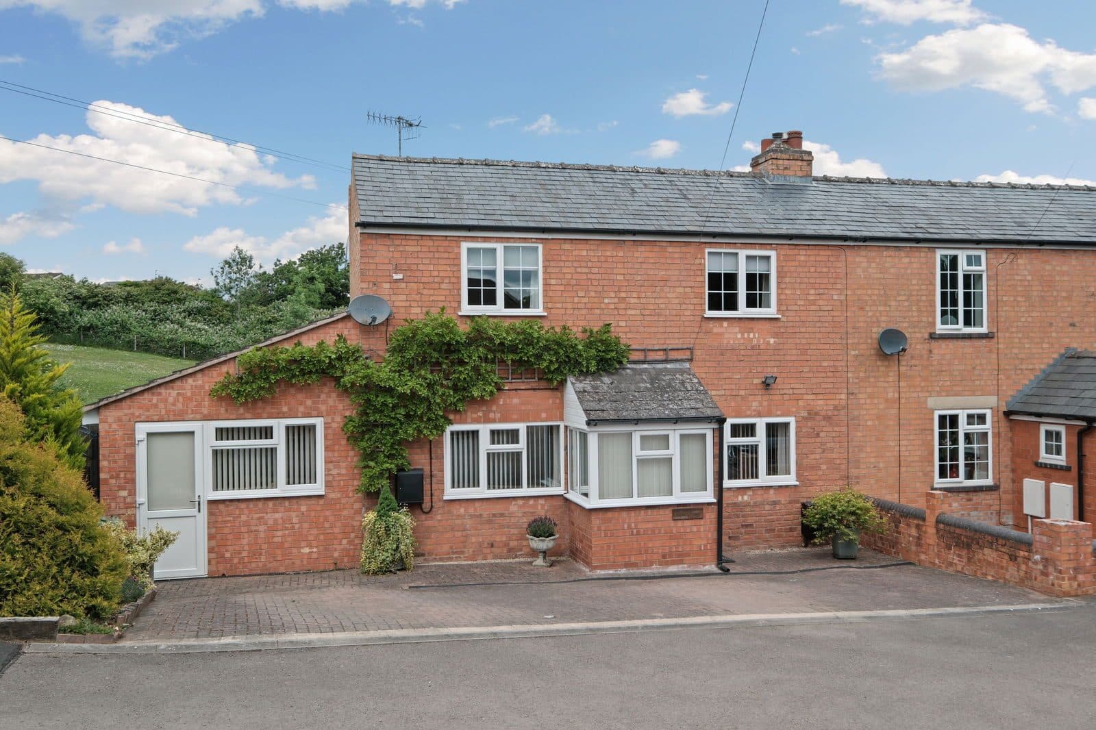 Brook Cottage Bransford Road, Rushwick, Worcester, Worcester, WR2 5SL