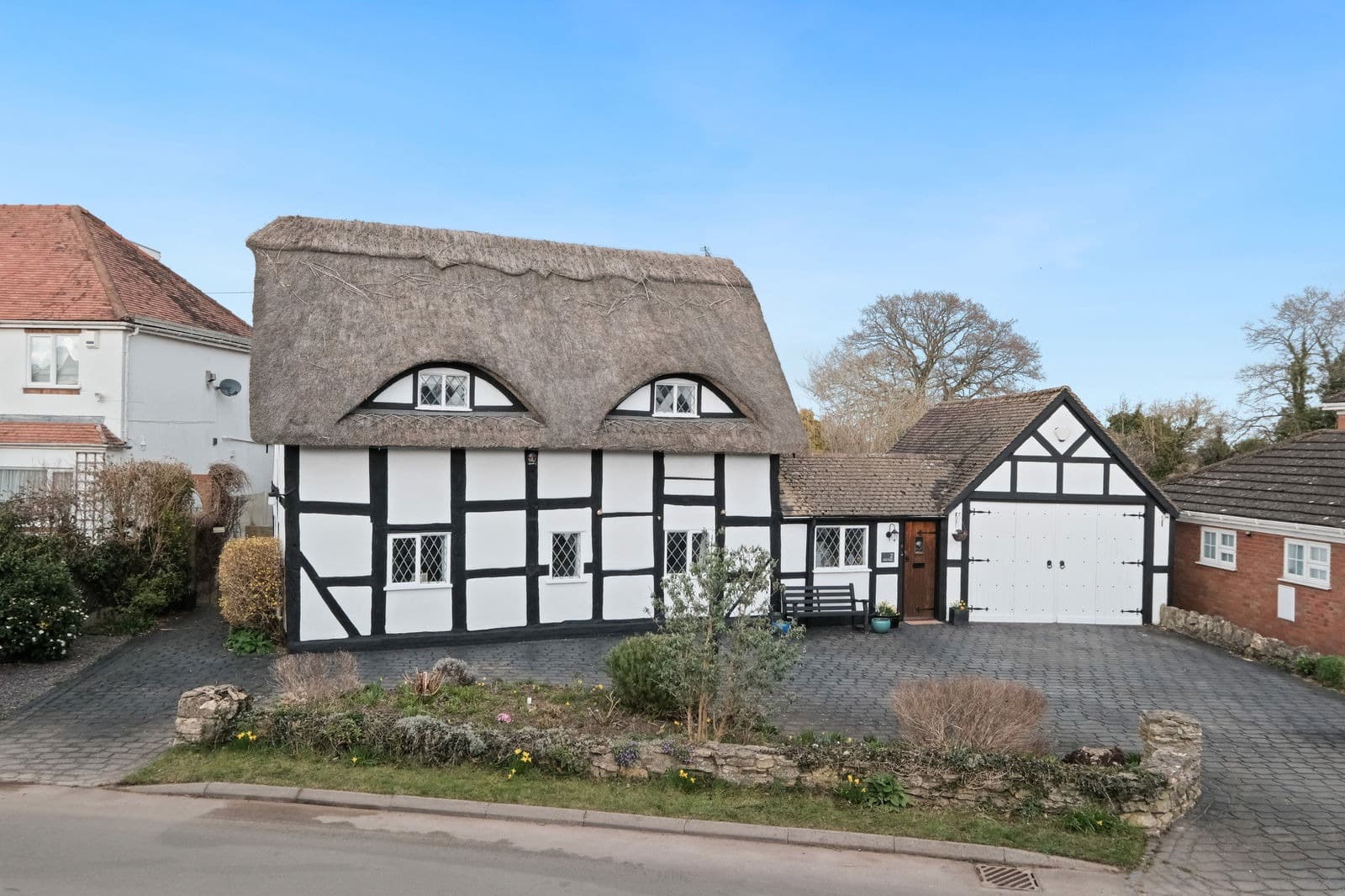 Thatch Cottage Danes Green, Claines, Worcester, Worcester, WR3 7RU