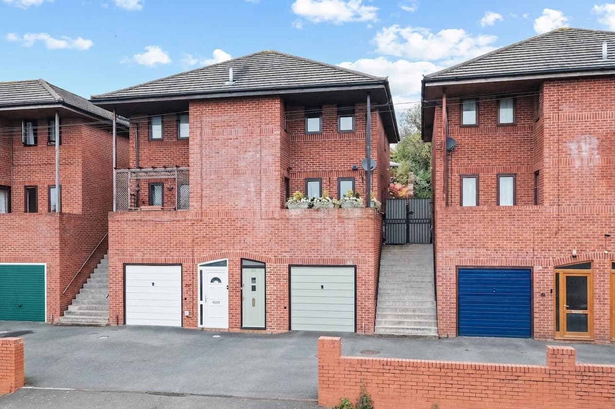 Tolladine Road, Worcester, WR4