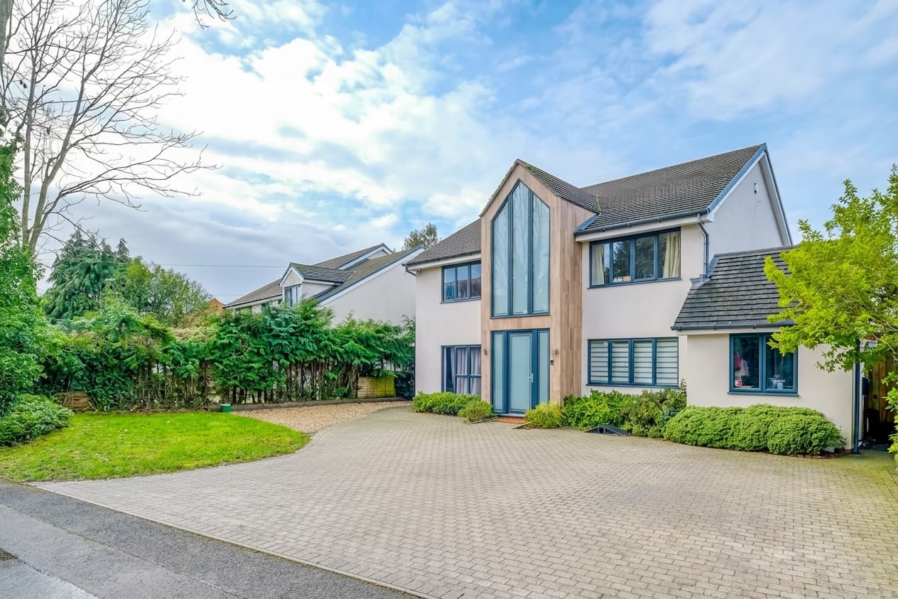 Brickhouse Lane, Stoke Prior, B60