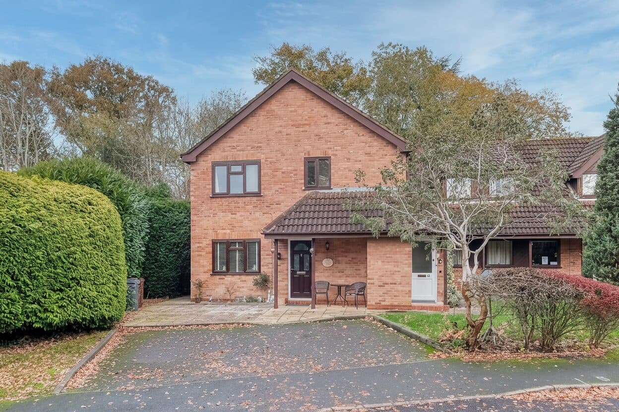 Portershill Drive, Shirley, Solihull, Solihull, B90 4DS