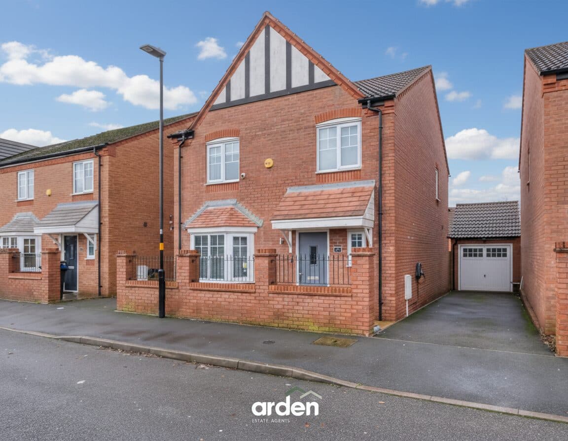 Bartley Crescent, Birmingham, Birmingham, B31 1UU