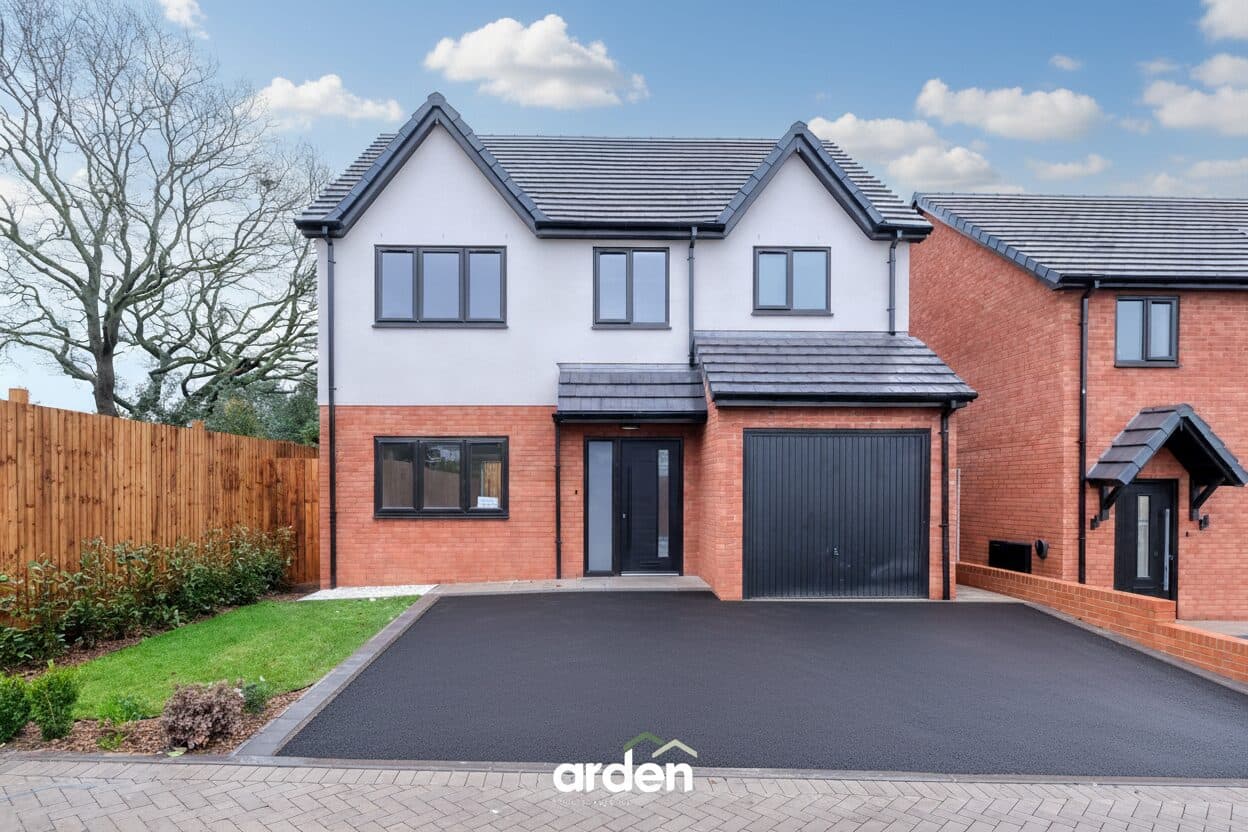 The Aspen Ailstone Mews, Old Birmingham Road, Bromsgrove, Lickey End, B60 1DE