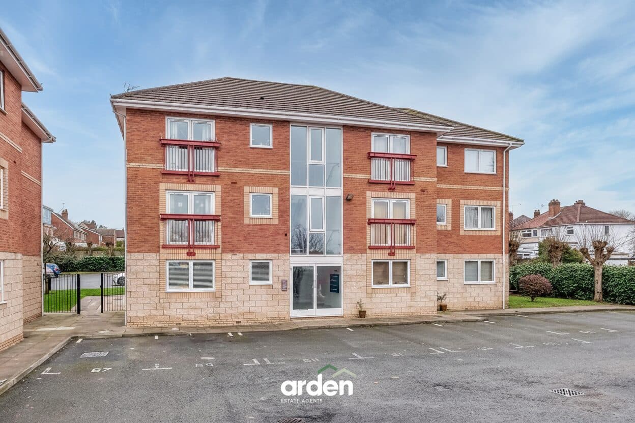 Flat 1, Chadwick House Callowbrook Lane, Birmingham, Rednal, B45 9HZ