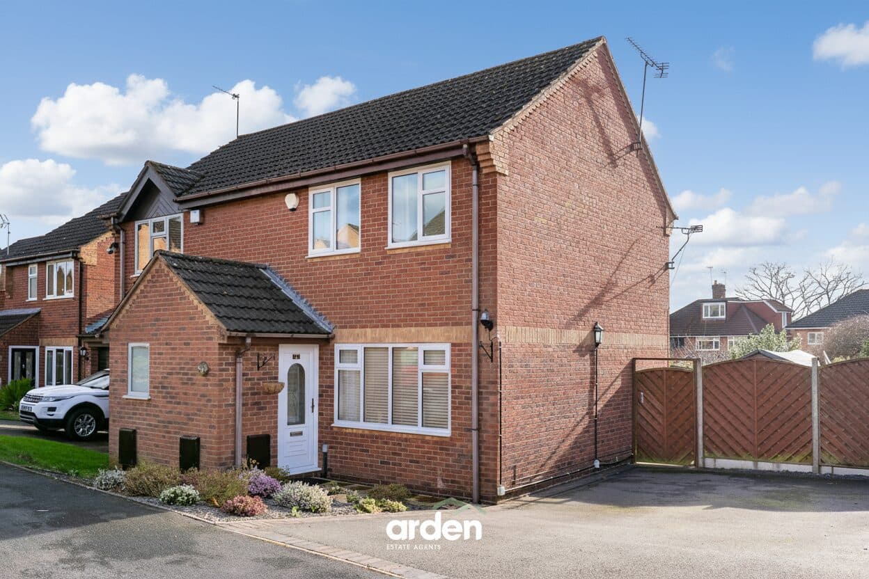 Glebe Road, Alvechurch, Birmingham, Birmingham, B48 7PS