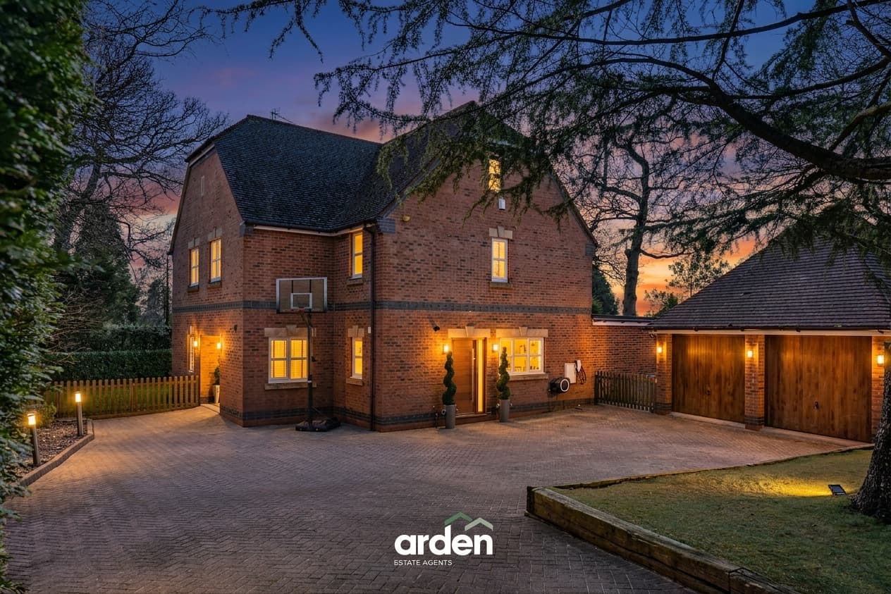 Twatling Road, Barnt Green, B45